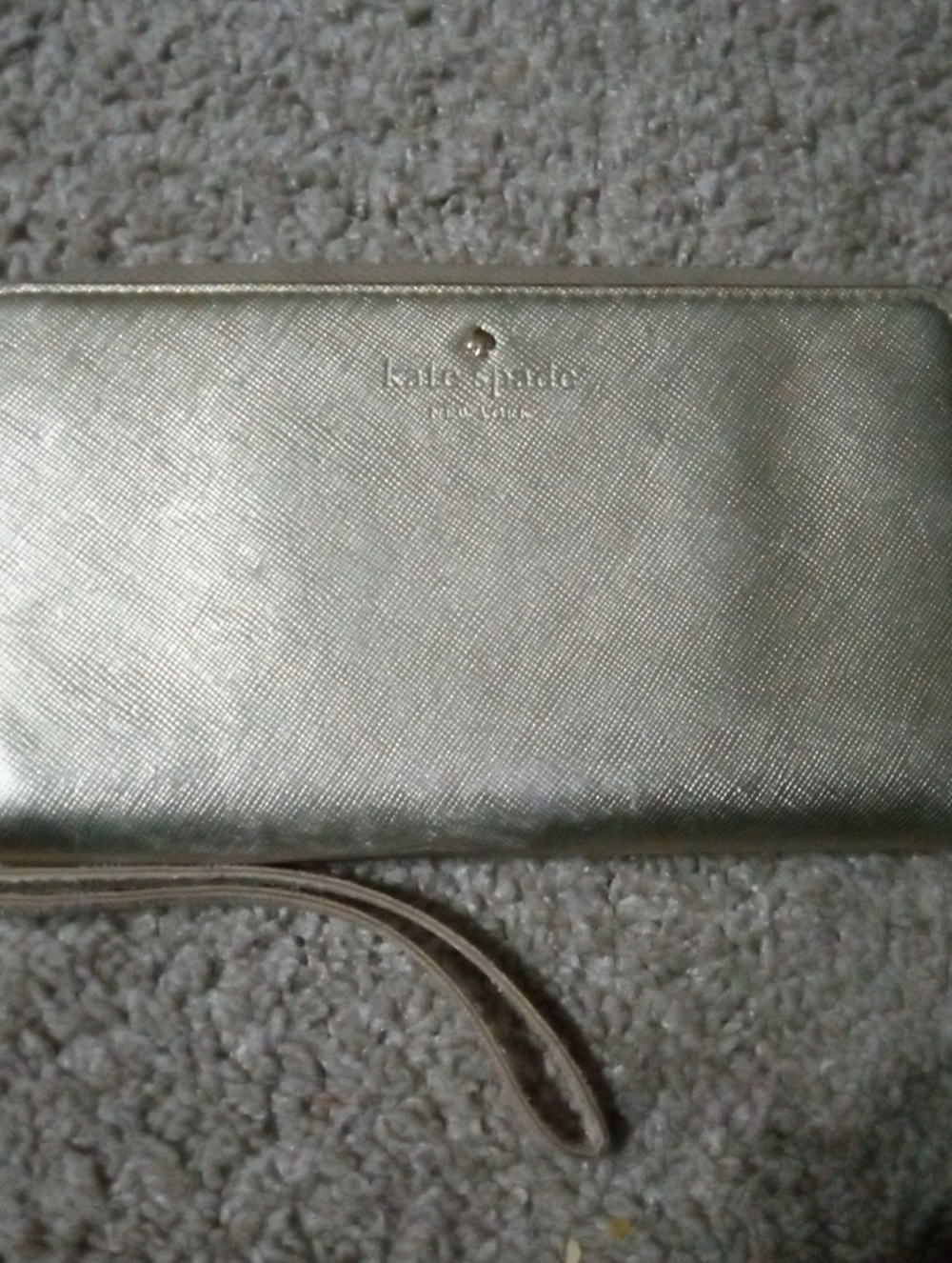 GORGEOUS Kate Spade NY Golden 7.5" Wristlet Wallet